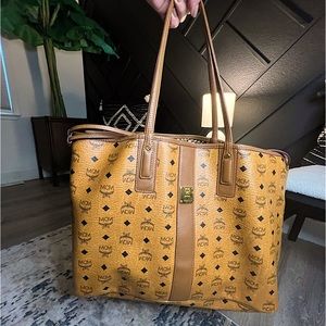 MCM LARGE TOTE BAG -GOOD CONDITION
